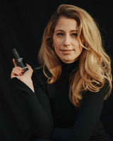 Intensive Pflege mit SU HAIROIL – Anwendung als Haarkur für strapaziertes und trockenes Haar.