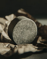 Inspiration aus Rosmarin – beruhigender Duft im SU Shampoo.