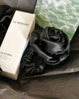 SU ROSE SCRUNCHIE BLACK | Seiden Rosen Haargummi