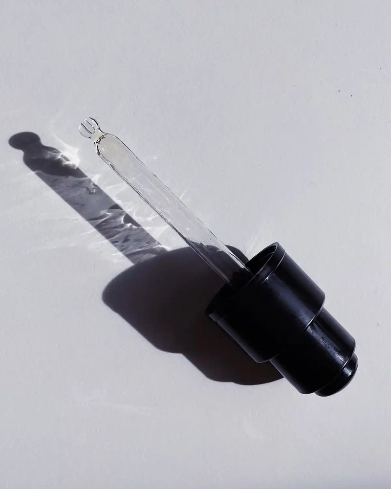 SU HAIROIL Öl Pipette – hochwertige Glaspipette mit Pumpkopf für präzises Dosieren des Haaröls.​
